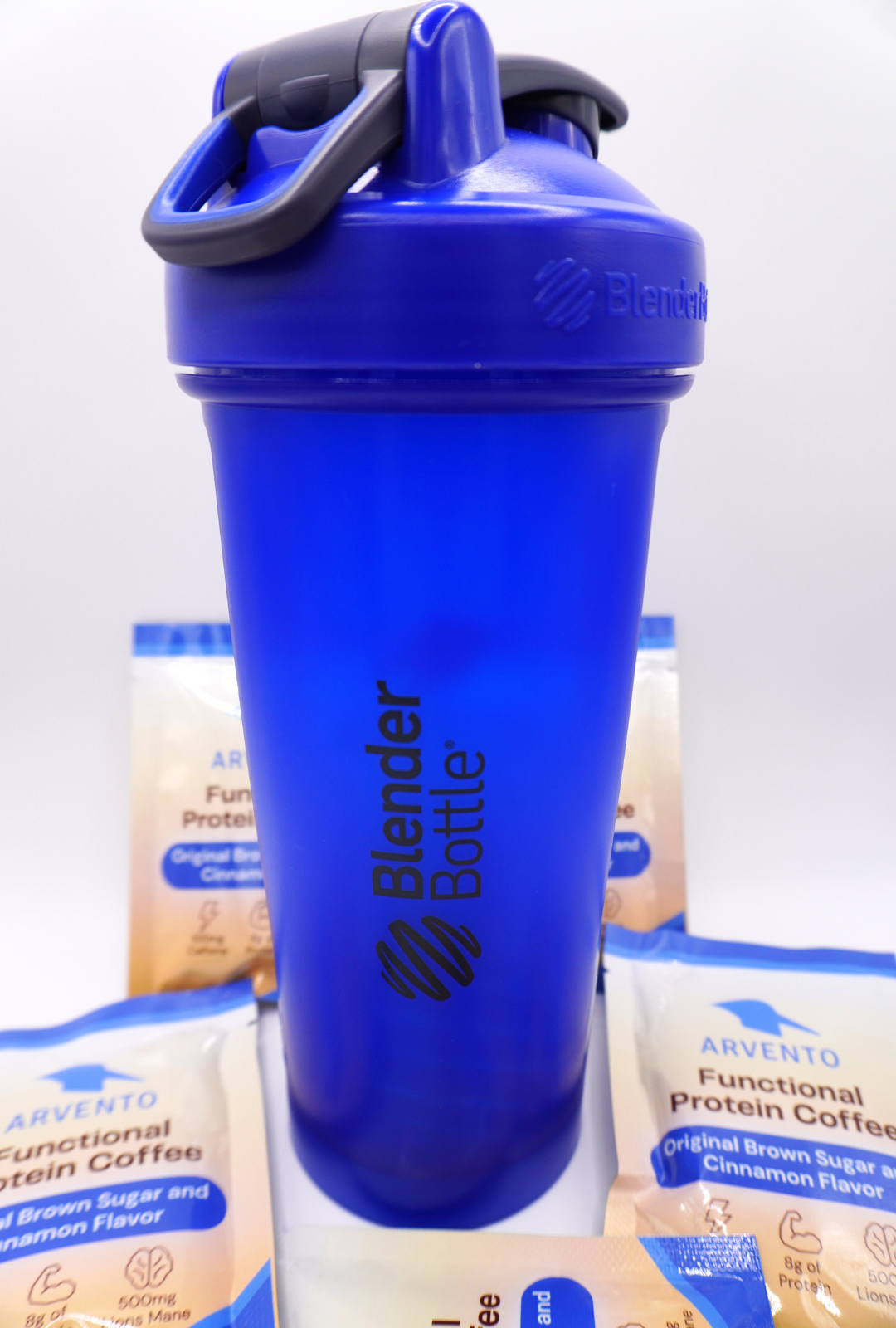 Arvento 28oz Blender Bottle Shaker